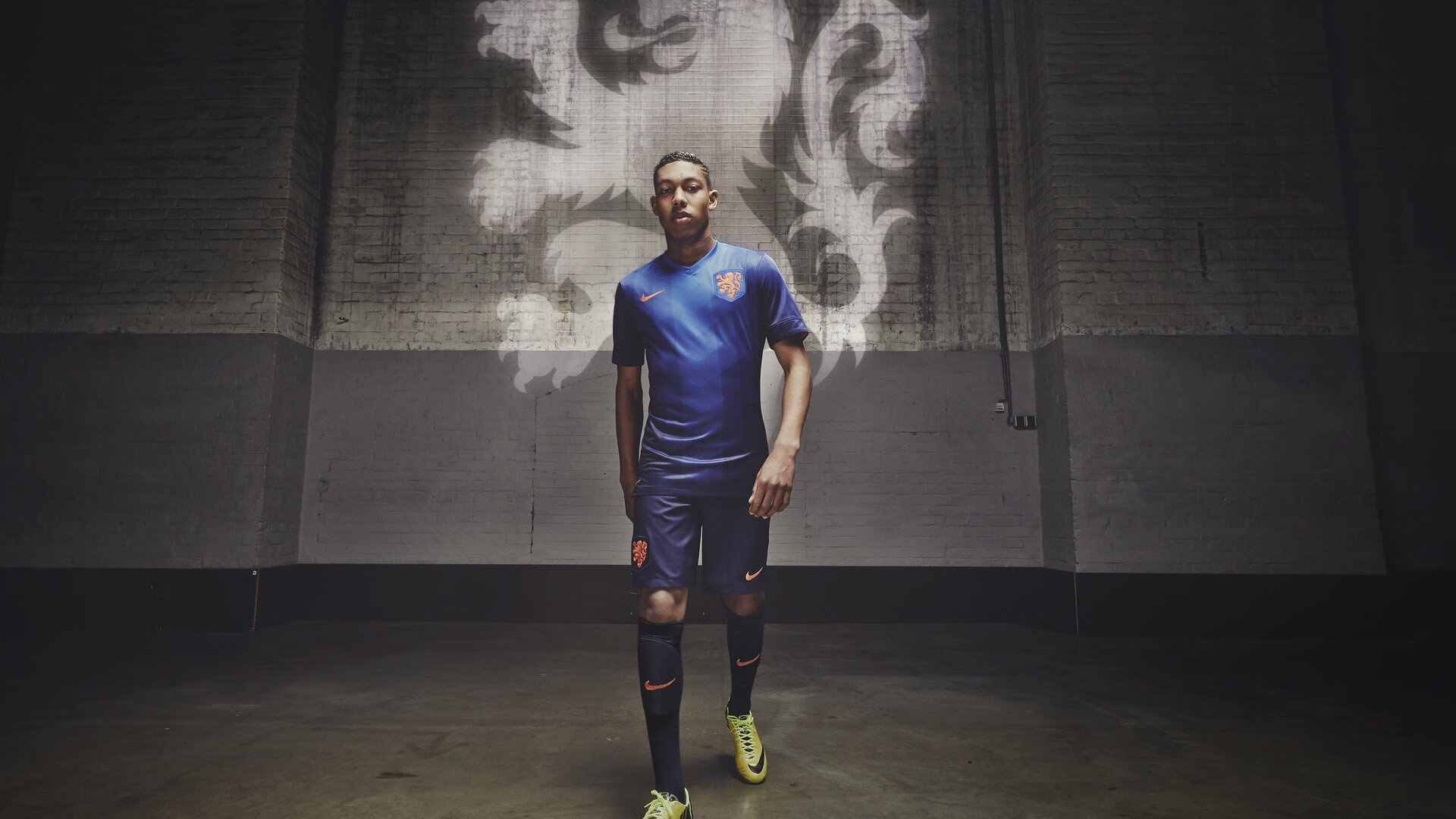 爱游戏官方网站-中国足球联赛推动建立青少年人才数据库，中国足协青少年足球联赛